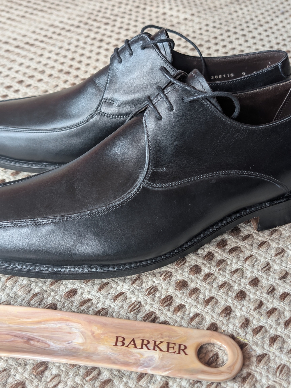 Men’s Barker Black Leather Derby Shoes